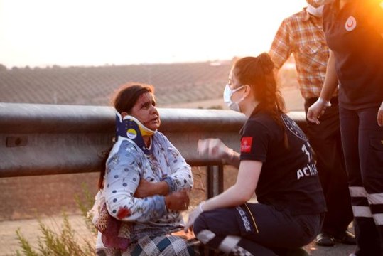 Otomobil tıra arkadan çarptı: 2 ağır yaralı
