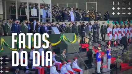 Bolsonaro participa de cerimônia pelo Dia do Soldado; paraense é condecorado