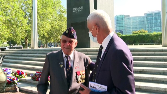 París celebra el 77 aniversario de su liberación a manos de los nazis