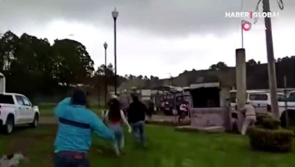 Meksika Donanmasına ait helikopter iniş yaptığı sırada düştü