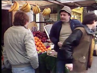 classic Eastenders S01E16 Micro-Wave Goodbye (11 Apr 1985)