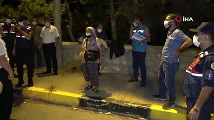 Yolcu otobüsünde panik: Ne olursunuz bizi bırakın, öteberim kokar