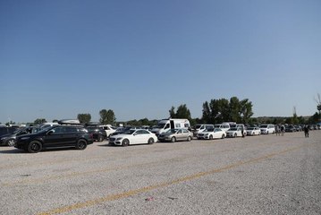 Gurbetçiler dönüş yolunda Kapıkule'deki "park sistemi" ile sınırı daha rahat geçiyor