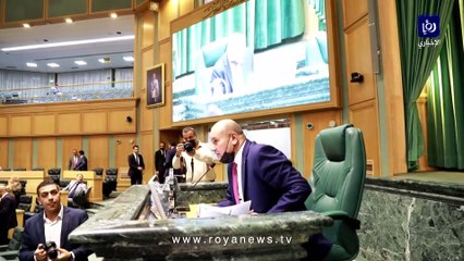 كواليس من نقاشات النواب مع الحكومة تحت قبة البرلمان