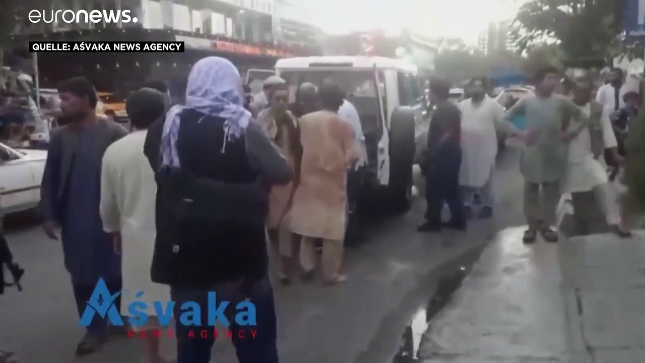 Blutige Terrorangriffe am Flughafen Kabul - Über 70 Todesopfer