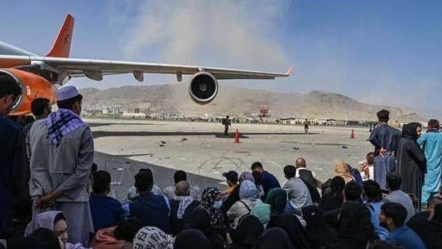 Kabil Havalimanı yakınlarındaki intihar saldırısını DEAŞ üstlendi