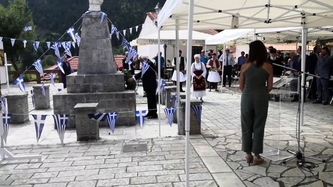 O Προκόπης Παυλόπουλος στην κοινότητα Αθανασίου Διάκου