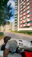 Ils ont découpé leur Twingo 1 pour en faire une décapotable