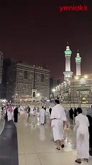 Mekke Saat Kulesi’ne yıldırım düştü