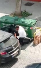 Sokak ortasında kadını darbedip kameraya çeken kişiyi kurşun yağdırmakla tehdit etti