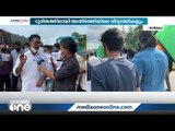 RTPCR സര്‍ട്ടിഫിക്കറ്റ് നിര്‍ബന്ധമാക്കി കര്‍ണാടക; തലപ്പാടിയില്‍ വിദ്യാര്‍ഥികളുടെ പ്രതിഷേധം