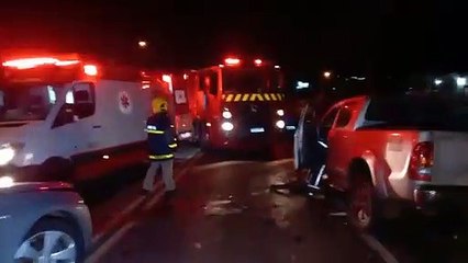 Grave acidente entre dois veículos na entrada do bairro Jaboticabeiras nesta quinta (26)
