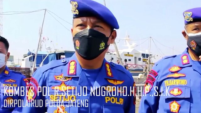 Ditpolairud Polda Jateng bersama Bhayangkari Bagikan Sembako untuk Masyarakat Terdampak Covid-19