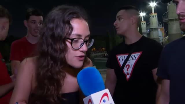 Otra noche con cientos de jóvenes sin respetar las medidas frente al coronavirus en Barcelona