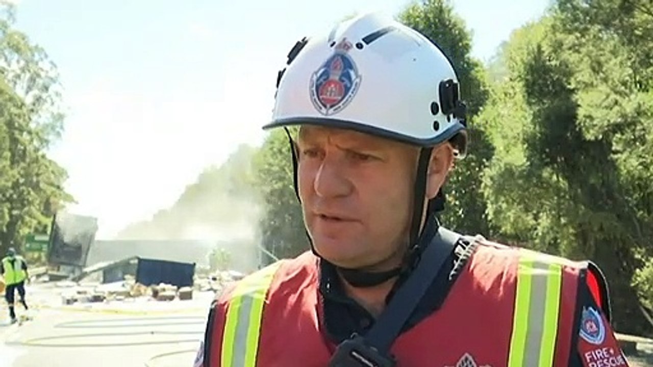 Two people killed in truck crash near Port Macquarie