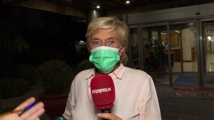 Isabel Pantoja también escribe reflexiones como Rocío Jurado, según Chelo García Cortés