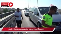 Ehliyetine el konulduğu halde yola çıktı minibüsle çarpıştı