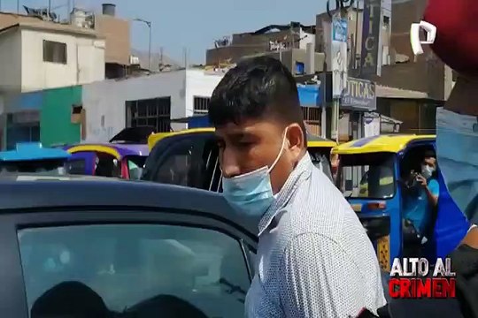 Miraflores: detienen a ladrón que ingresa a una camioneta y se lleva mochila