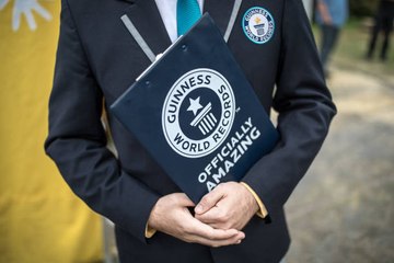 This Day in History: 'The Guinness Book of Records' Debuts