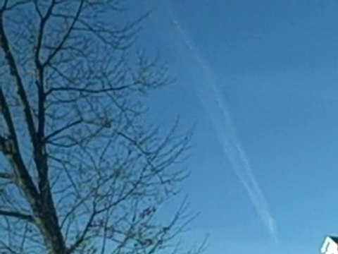 INRAMBLE - Chemtrails Are Back- quick video trip 100