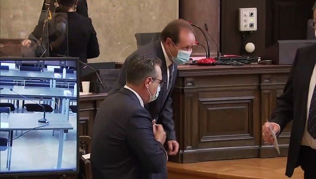 Verdetto finale per l'ex cancelliere Strache. Rischia fino a 5 anni ci carcere
