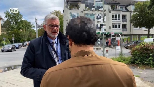 Бежавшие в Германию афганцы требуют спасти их семьи (27.08.2021)