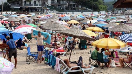 Sezonun bitimine sayılı günler kala plajlar doldu taştı