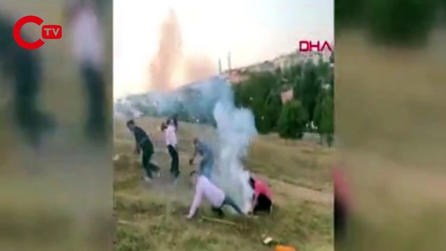 Sultangazi'de havai fişekler düğünde davetliler arasında patladı