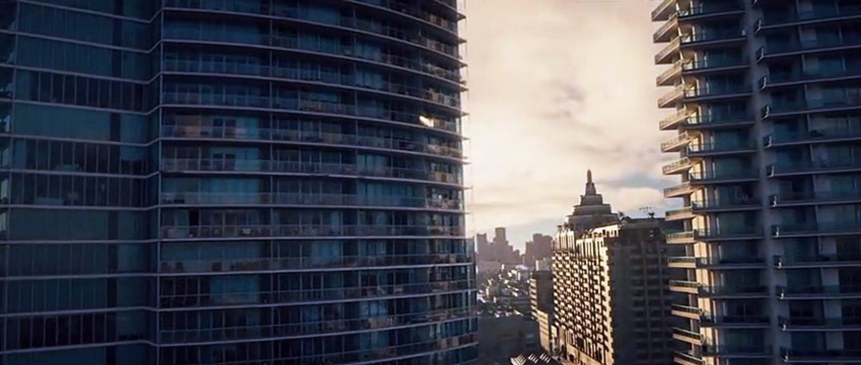 Reminiscence (2021) Trailer