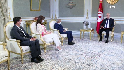 الرئيس التونسي يلتقي ممثلين عن القطاع البنكي والمؤسسات المالية