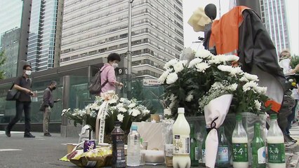배달기사 숨진 선릉역 현장에 추모 행렬..."안전하게 달릴 권리를" / YTN