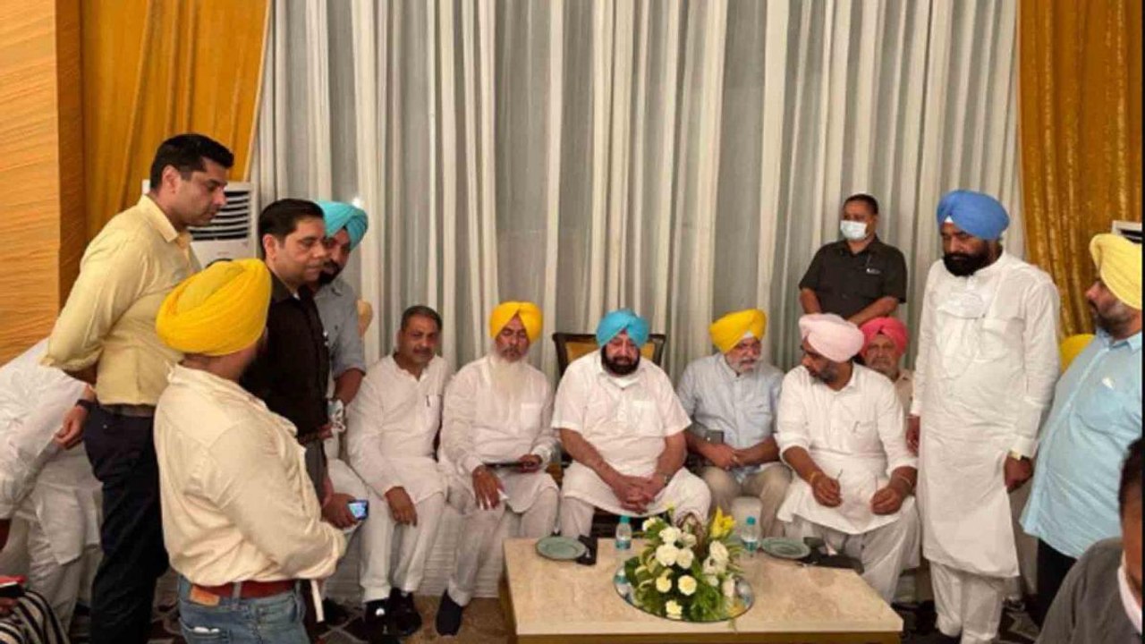 Leaders who participated in and CM Amarinder's dinner party