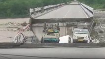 100 News: Rishikesh-Dehradun bridge collapsed due to rain