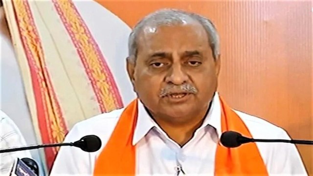Gujarat Deputy CM Nitin Patel gives controversial statement