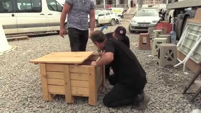 KASTAMONU - Sel enkazından çıkartılan Bozkurt u yardım aracı şoförü sahiplendi