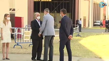 Sánchez monta otro paripé en Torrejón para presumir ante el Rey de su centro de acogida de refugiados