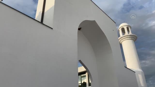 Bakanlar Muş ve Ersoy, Karadağ'da Fatih Mehmet Medresesi'ni ziyaret etti