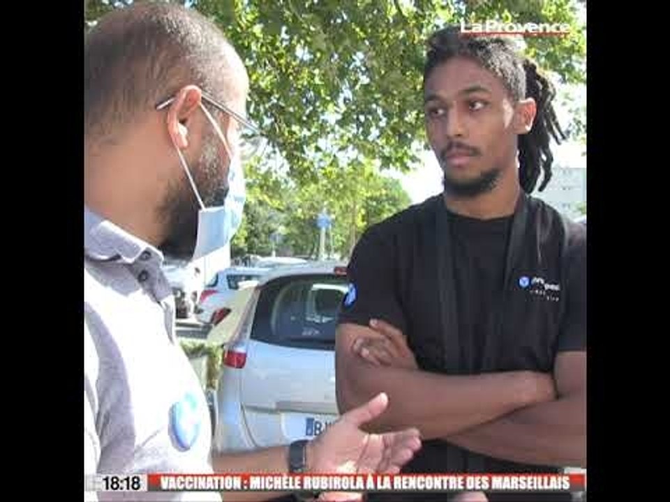 Vaccination à Marseille : Michèle Rubirola à la rencontre des habitants des quartiers Nord