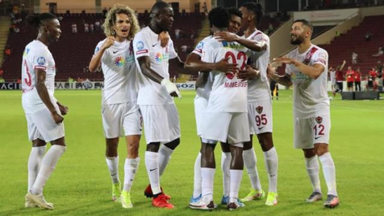 Süper Lig'in 3. haftasında Hatayspor, sahasında Alanyaspor'u 5-0 mağlup etti