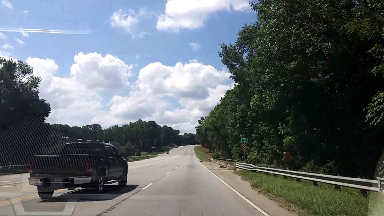 Travel on South Carolina US 521 outside Lancaster South Carolina