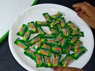 कच्चा मैंगो टॉफी से बनाएं अब तक की सबसे टेस्टी नए तरह की आइसक्रीम || kachha mango bite ice cream ||.