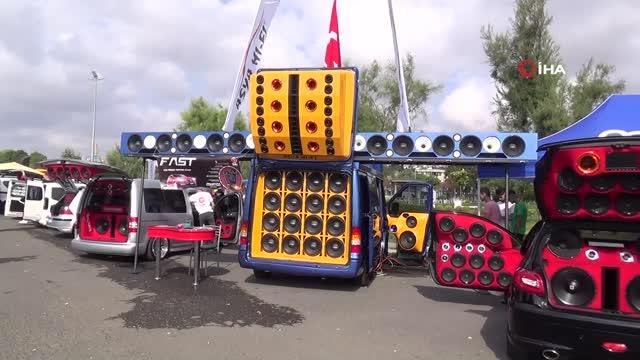 Yüzlerce modifiyeli araç güzellik yarışmasında buluştu