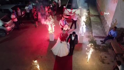 Pozitif gelinin düğünü mahallelinin kabusu oldu