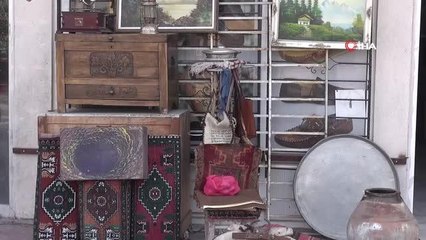 Merakı antika dükkanı açtırttı