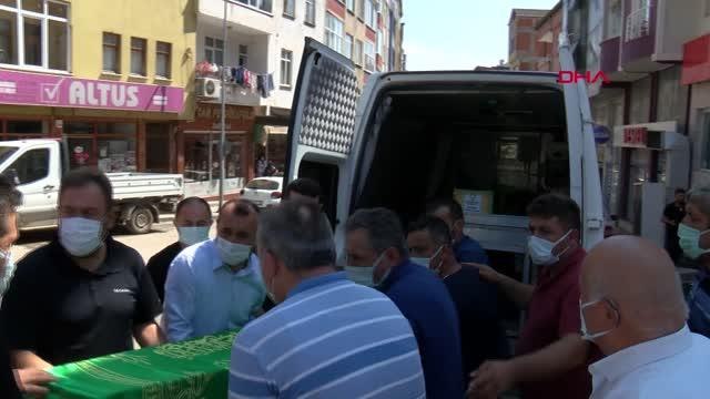 Son dakika haberleri: 14 YAŞINDA AİLESİNİ KATLEDEN ÇOCUKTAN 'PSİKOLOJİK BASKI' İDDİASI; ÖLDÜRÜLEN AİLE FERTLERİ TOPRAĞA VERİLDİ - AKTÜEL