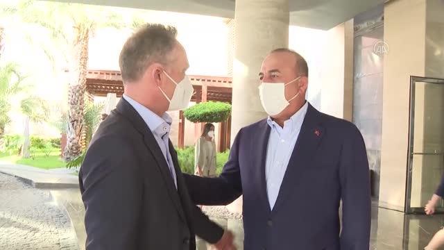 Çavuşoğlu: Perşembe günü Kabil'de yaşanan terör saldırıları ülkedeki durumun ne kadar hassas olduğunu bir kere daha gösterdi