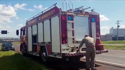 Renault Oroch capota em acidente de trânsito na BR-467, na região do Bairro Canadá