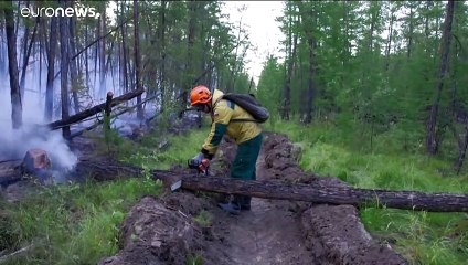 Russia: ancora 240mila ettari di foresta in fiamme, nevischio in Siberia