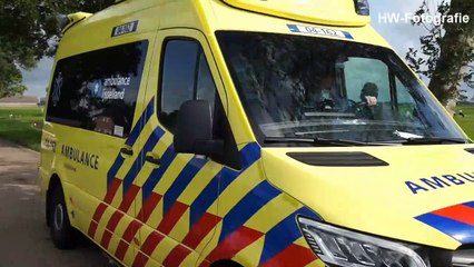 Fietser botst met automobilist op Klaas Kloosterweg