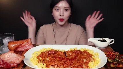 (Not asmr)치즈크림김치볶음밥 통베이컨 원테이크 먹방 one-shot video